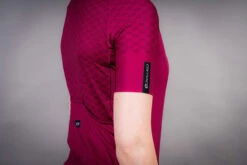 Carnac Women's Short Sleeve Jersey / Burgundy -Best Bike Shop CLCAWSSJBUR P9