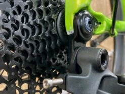 Planet X London Road Apex 1 - Medium - Zesty Lime 12 Planet X London Road Apex 1 - Medium - Zesty Lime -Best Bike Shop DBCLSB452 P3