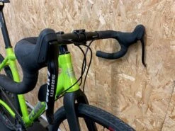 Planet X London Road Apex 1 - Medium - Zesty Lime 13 Planet X London Road Apex 1 - Medium - Zesty Lime -Best Bike Shop DBCLSB452 P4